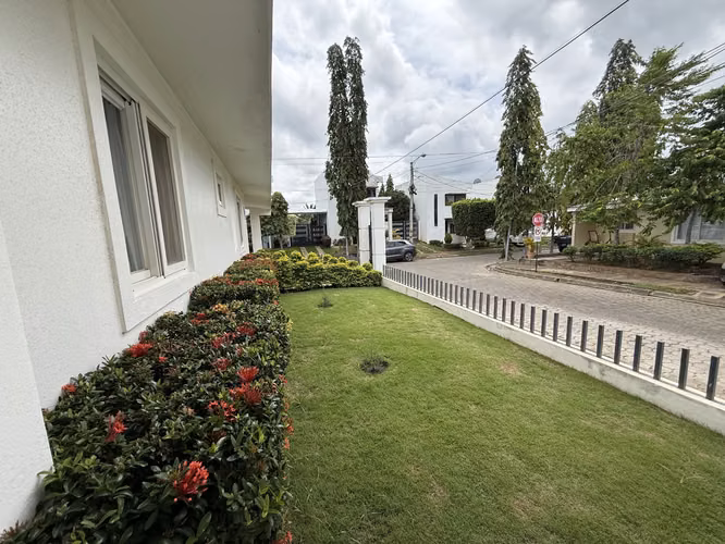  CASA EN RENTA EN RESIDENCIAL XOCHITLÁN Amueblada o sin amueblar - Imagen 2