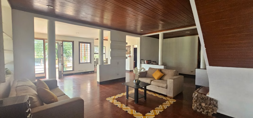 KW - VENTA, casa de 2 plantas en – CARRETERA SUR, KM 14.5 - Imagen 2