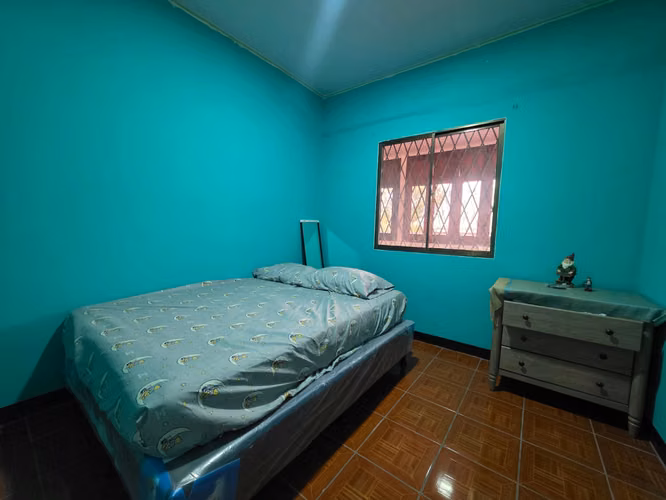 CASA EN VENTA | PRADERAS DEL DORAL   Cerca del Mercado Mayoreo, Managua. - Imagen 17