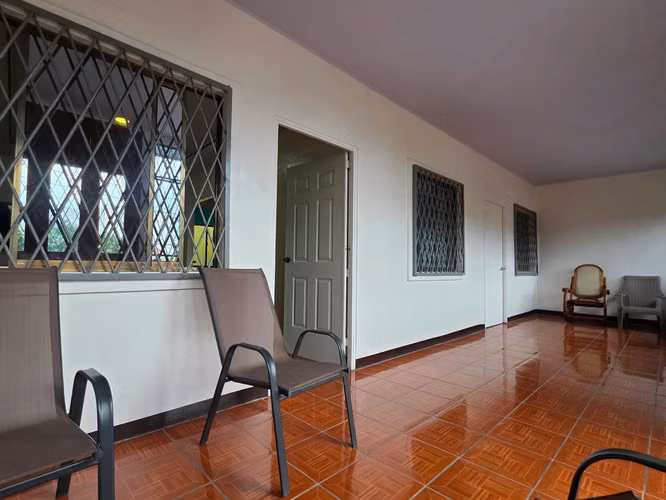 CASA EN VENTA | PRADERAS DEL DORAL   Cerca del Mercado Mayoreo, Managua. - Imagen 7