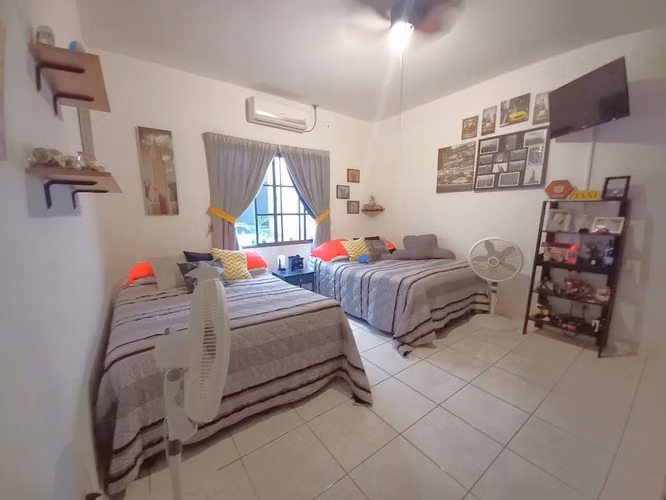  Amplia y Exclusiva Residencia en Venta en Las Colinas - Imagen 6