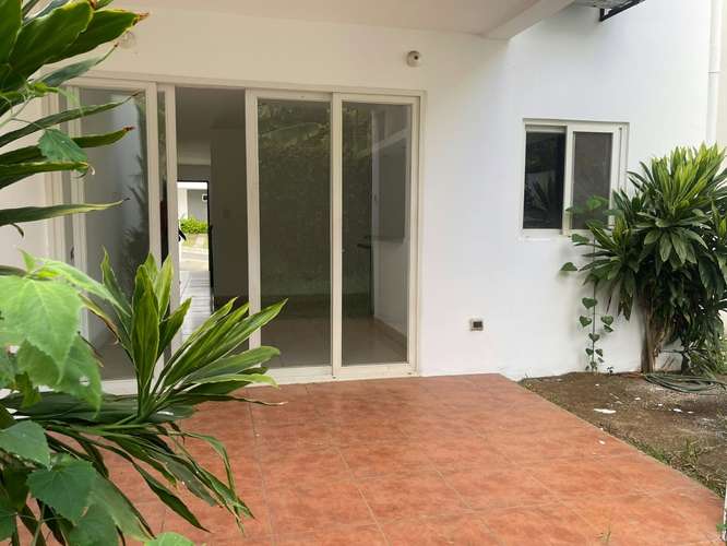 KW - Venta, casa en residencial de Santo Domingo - Imagen 9