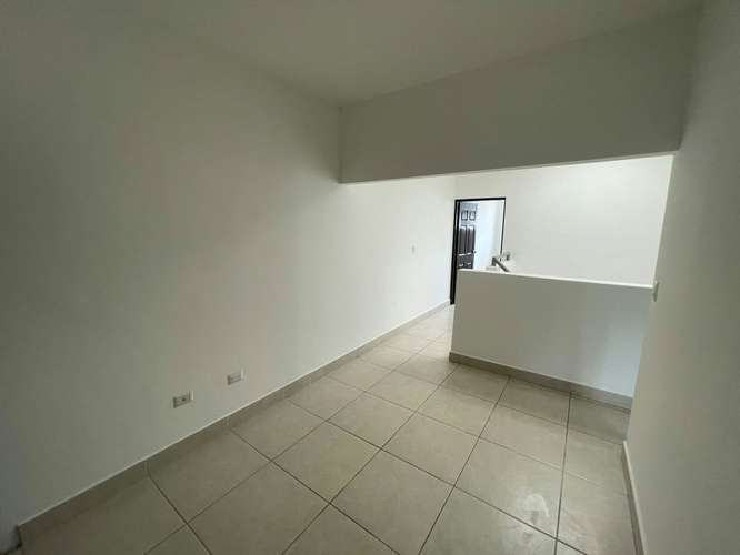 KW - Venta, casa en residencial de Santo Domingo - Imagen 5