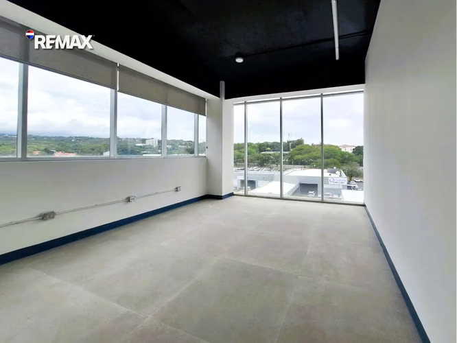 Oficinas en Renta en Las Cumbres - Imagen 1