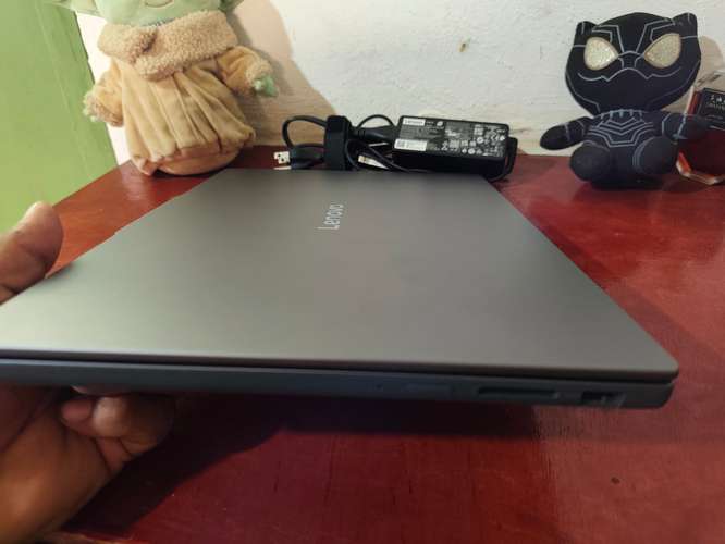 Laptop Lenovo ideapad 