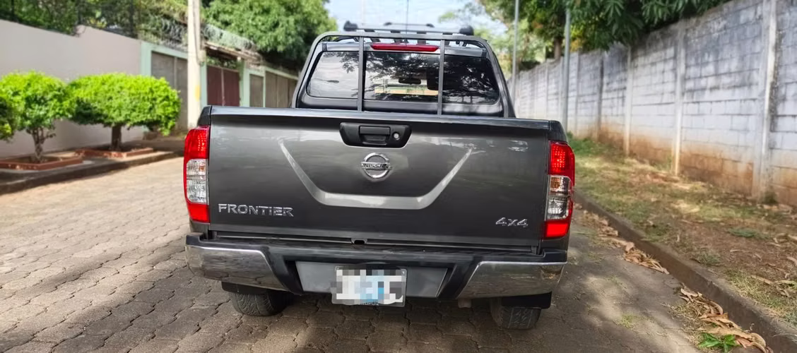 NISSAN FRONTIER NP300 - 2020 