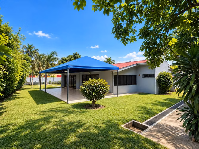 KW -  CASA EN VENTA EN RESIDENCIAL LAS COLINAS, MANAGUA - Imagen 9