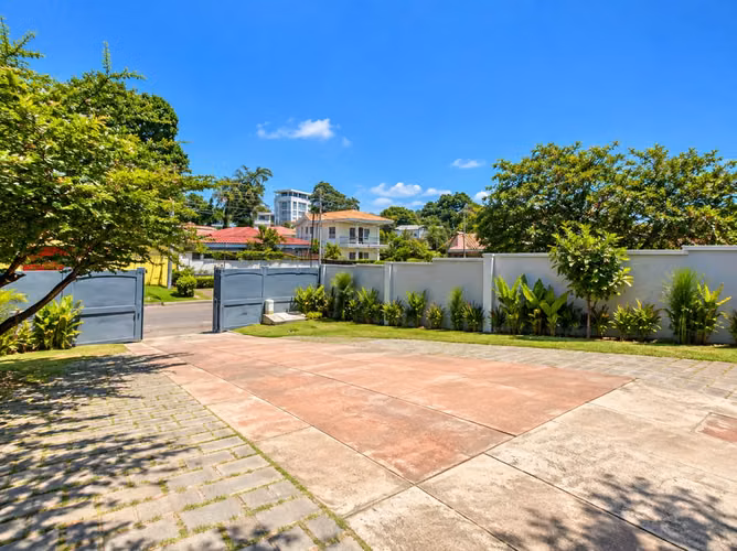 KW -  CASA EN VENTA EN RESIDENCIAL LAS COLINAS, MANAGUA - Imagen 10