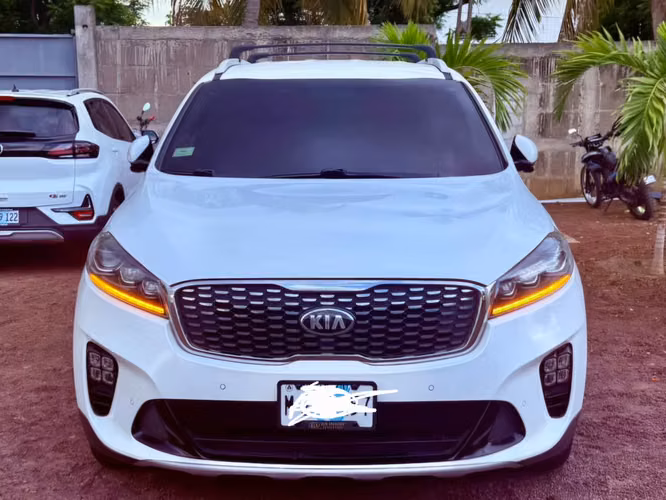 Vendo kia sorento año 2018 