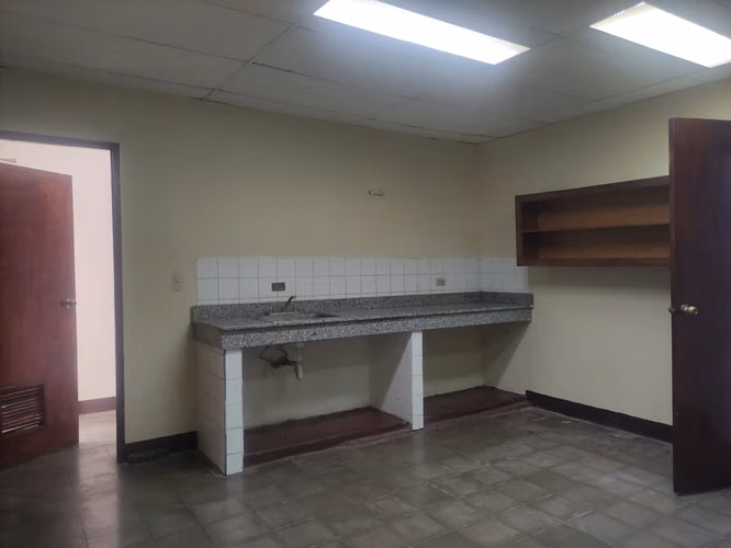 Renta de local de oficinas  - Imagen 9