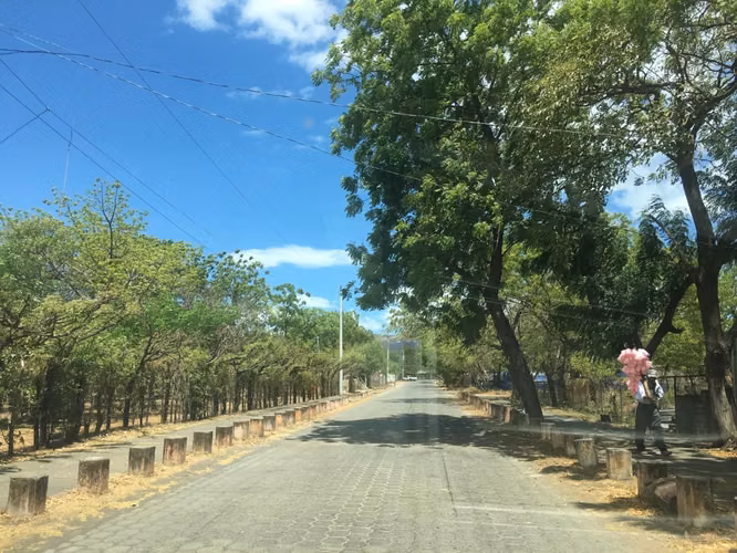 Terreno en la 2da entrada centro turístico Xiloa - Imagen 3