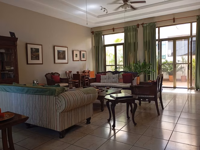 Casa Colonisl Los Robles
