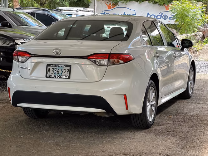 TOYOTA COROLLA AÑO 2022 - Imagen 3