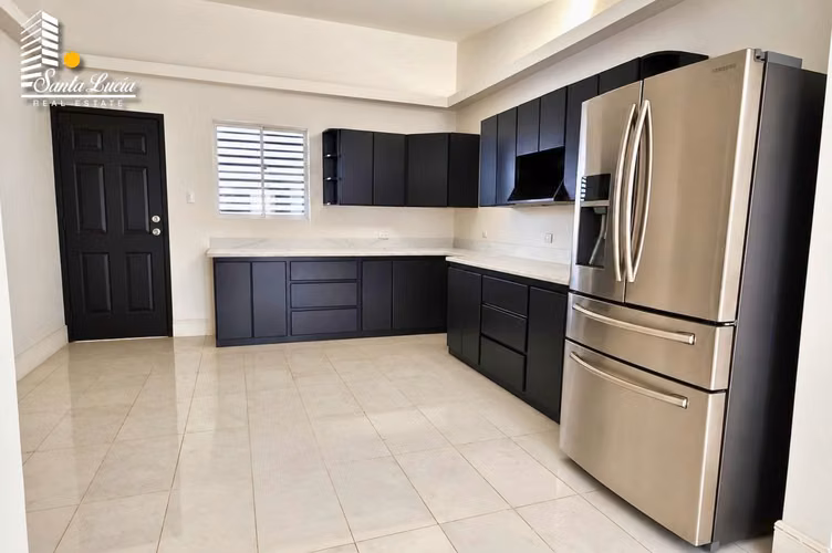  Casa en Venta en Residencial Bolonia con Apartamento Independiente - MA  - Imagen 3