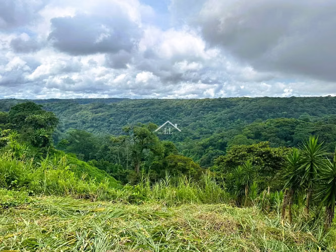 LL - Se Vende Terreno en Las Nubes, El Crucero con un Área del terreno de 5,000 v²