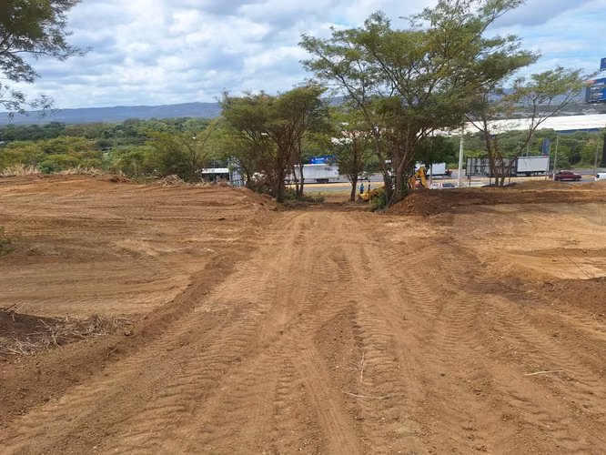 Venta de Terreno en Carretera Vieja a Leon 