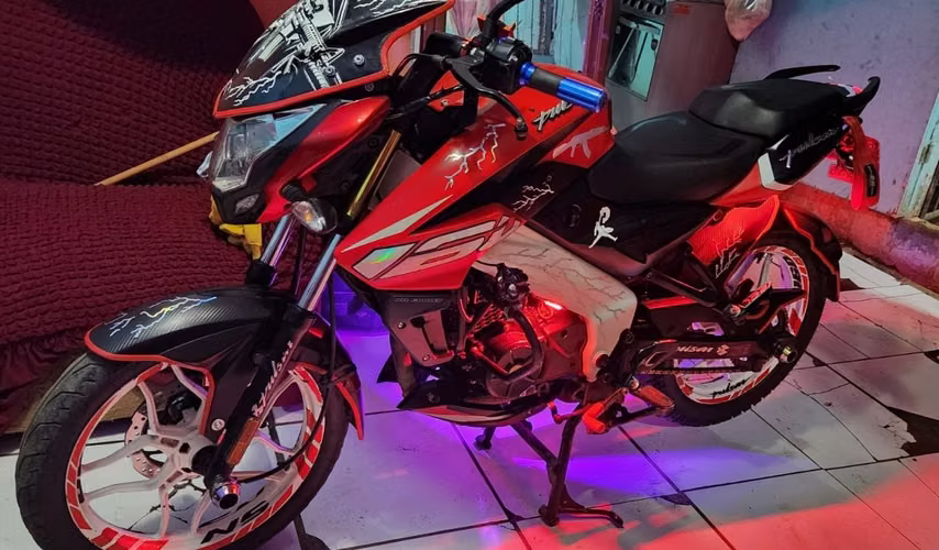 Vendo ns 160 año 2023 anda al estaraso a como se aprecia en fotos 