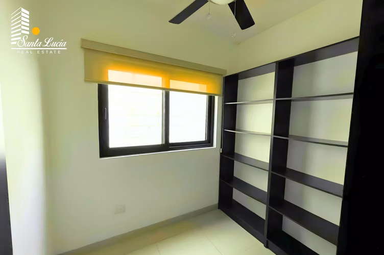  Casa Moderna en Venta en Santo Domingo, Piscina Privada - LL