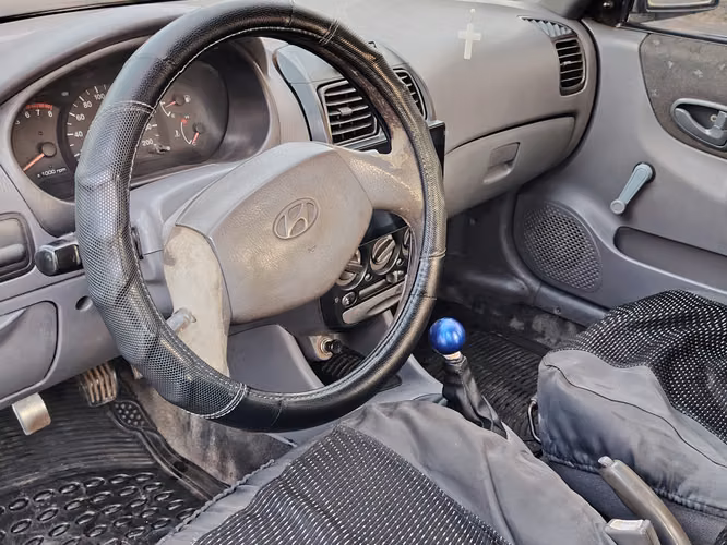 Vehículo hyundai  - Imagen 4