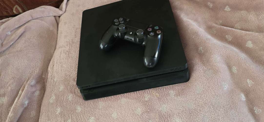 Play 4 slim