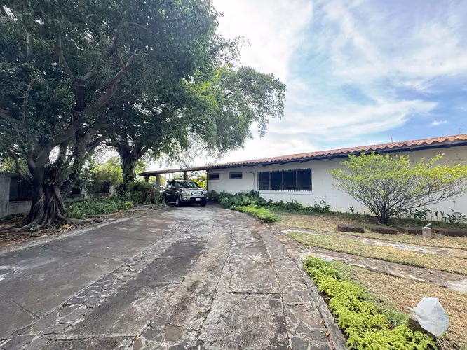 Venta de Casa en Las Colinas  - Imagen 12