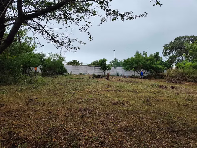 VENTA O RENTA DE TERRENOEN EL km 11.5 CARRETERA VIEJA A LEON