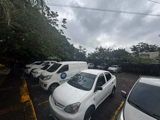 EDIFICIO EN VENTA CON UBICACION ESTARTEGICA - Imagen 17