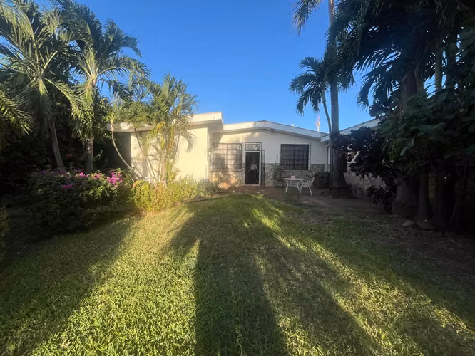  ¡SE VENDE CASA EN LAS PALMAS 