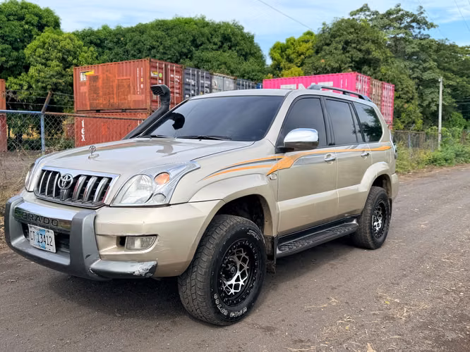 TOYOTA LADN CRUISER PRADO GX YEAR 2008