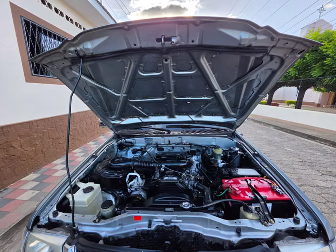 Hilux 3L 2005