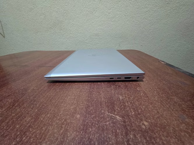 Hp EliteBook 840 G8 / Core i 7 11va / 16 Gb RAM / 512 Gb SSD / PANTALLA TÁCTIL  - Imagen 8
