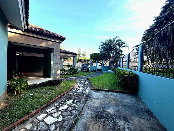 Sale of House in Pochomil Viejo!! MP