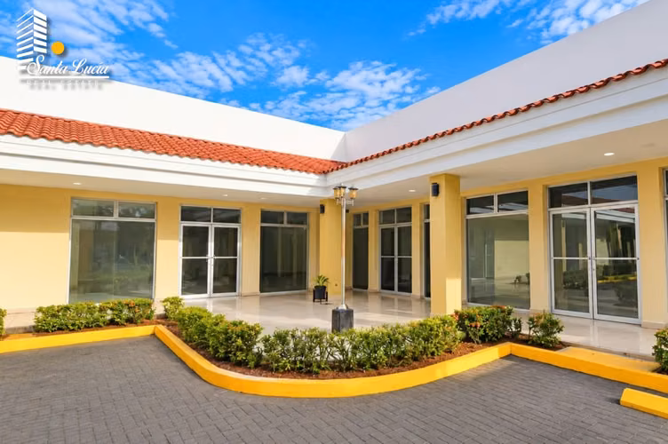  Locales Comerciales en Renta en Plaza Esquipulas - AC - Imagen 7