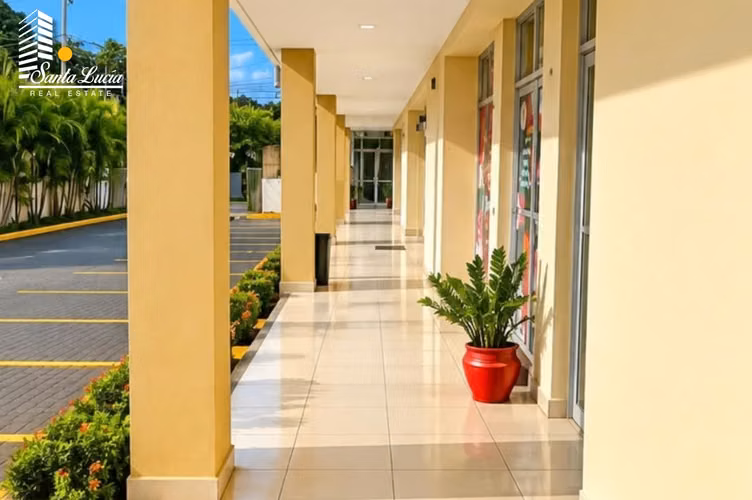  Locales Comerciales en Renta en Plaza Esquipulas - AC - Imagen 2