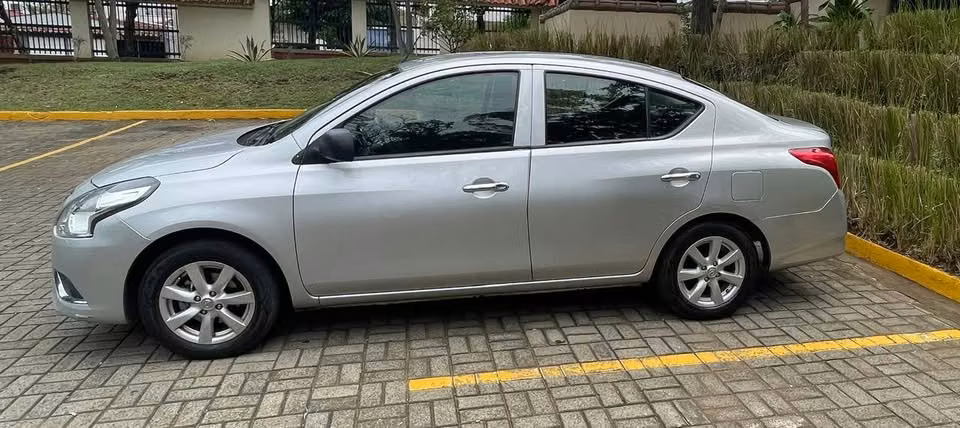 NISSAN VERSA 2023 DRIVE
