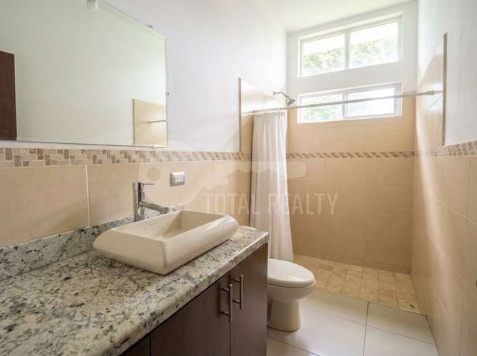 Casa en venta o alquiler en Las Colinas