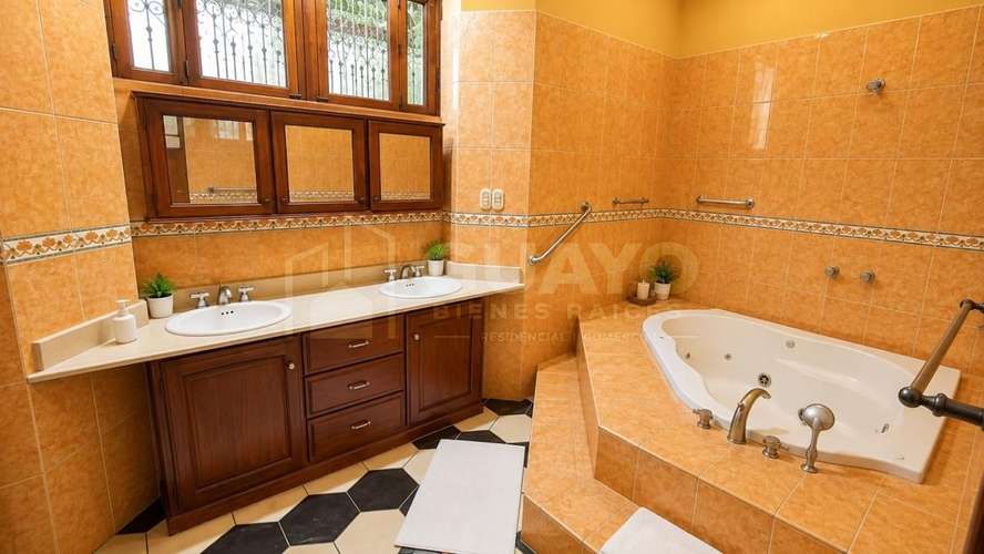 Casa en venta en Granada - Imagen 10