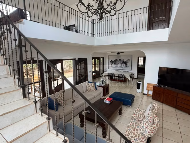 Casa en venta en Las Cumbres - Imagen 3