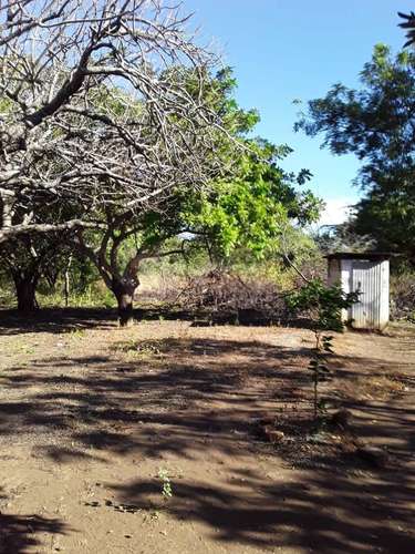 Terreno en venta en La Paz Centro - Leon