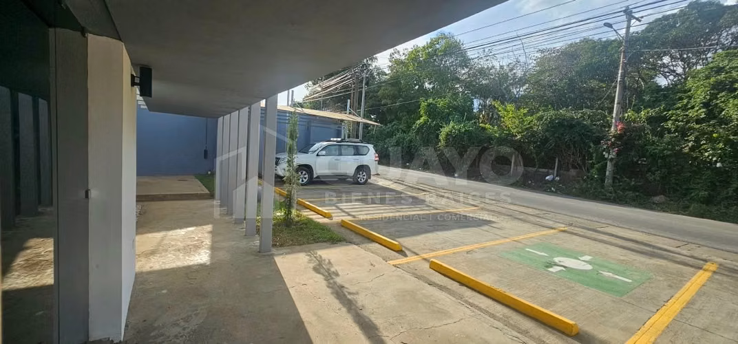 Oficina en alquiler en Las Colinas