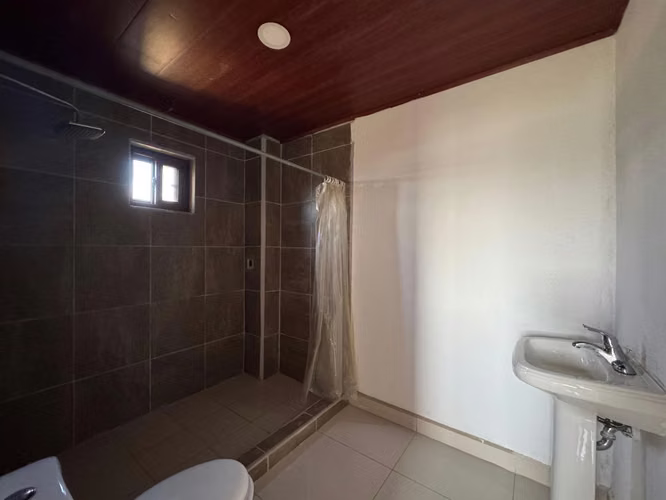 Venta de Casa en El Crucero  - Imagen 6