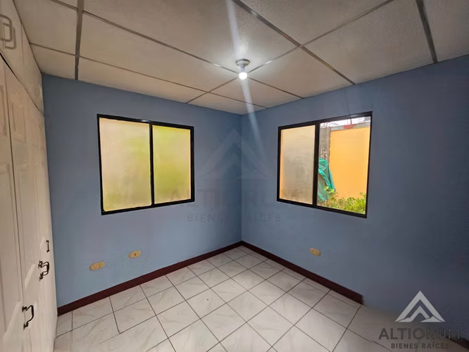 Casa en Venta en Altos de Nejapa 