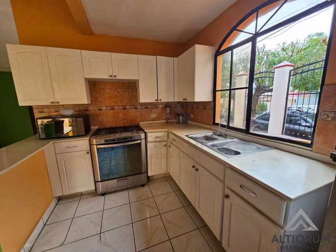Casa en Venta en Altos de Nejapa 