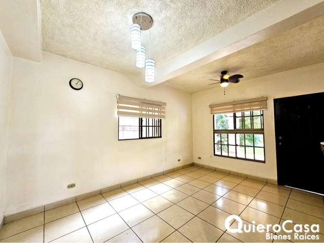 Preciosa casa en carretera Vieja a León  - Imagen 7
