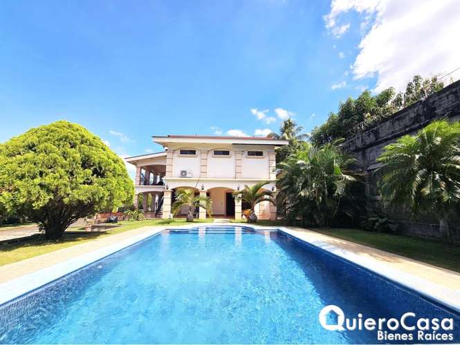 Preciosa casa en carretera Vieja a León  - Imagen 8