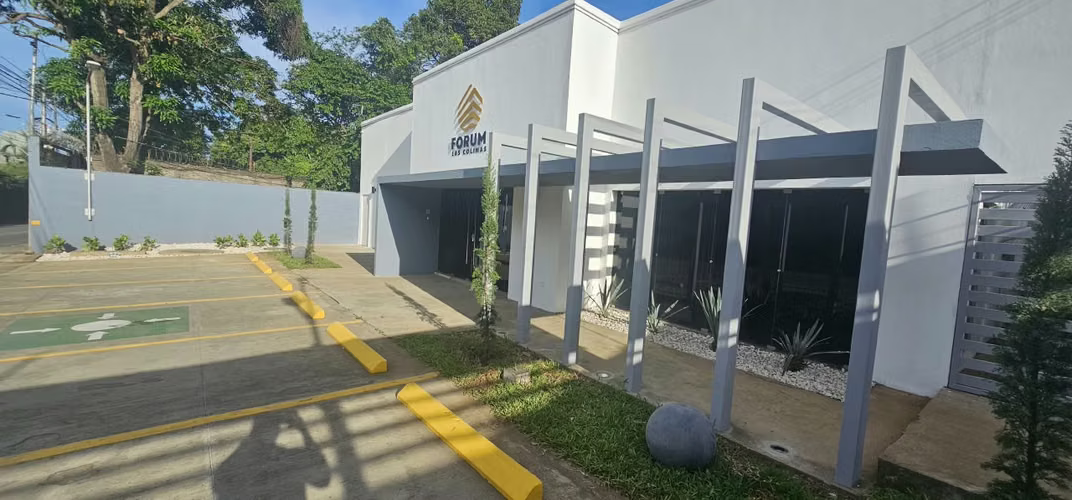 ¡En renta! Bodega en Las Colinas - Imagen 5