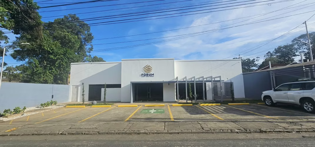 ¡En renta! Bodega en Las Colinas - Imagen 8