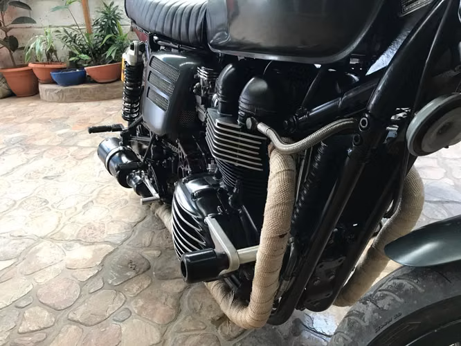 Vendo linda moto Thiumph