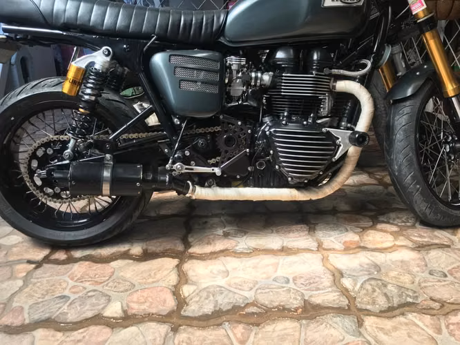 Vendo linda moto Thiumph