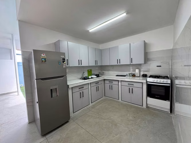 KW -  Se vende casa remodelada en la Centroamerica  - Imagen 2